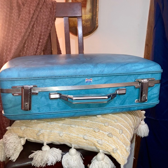 Vintage American Tourister Hard Shell Luggage Suitcase Marbled Turquoise